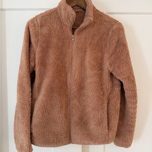 Cozy Full-Zip Sherpa Jacket in Light Brown